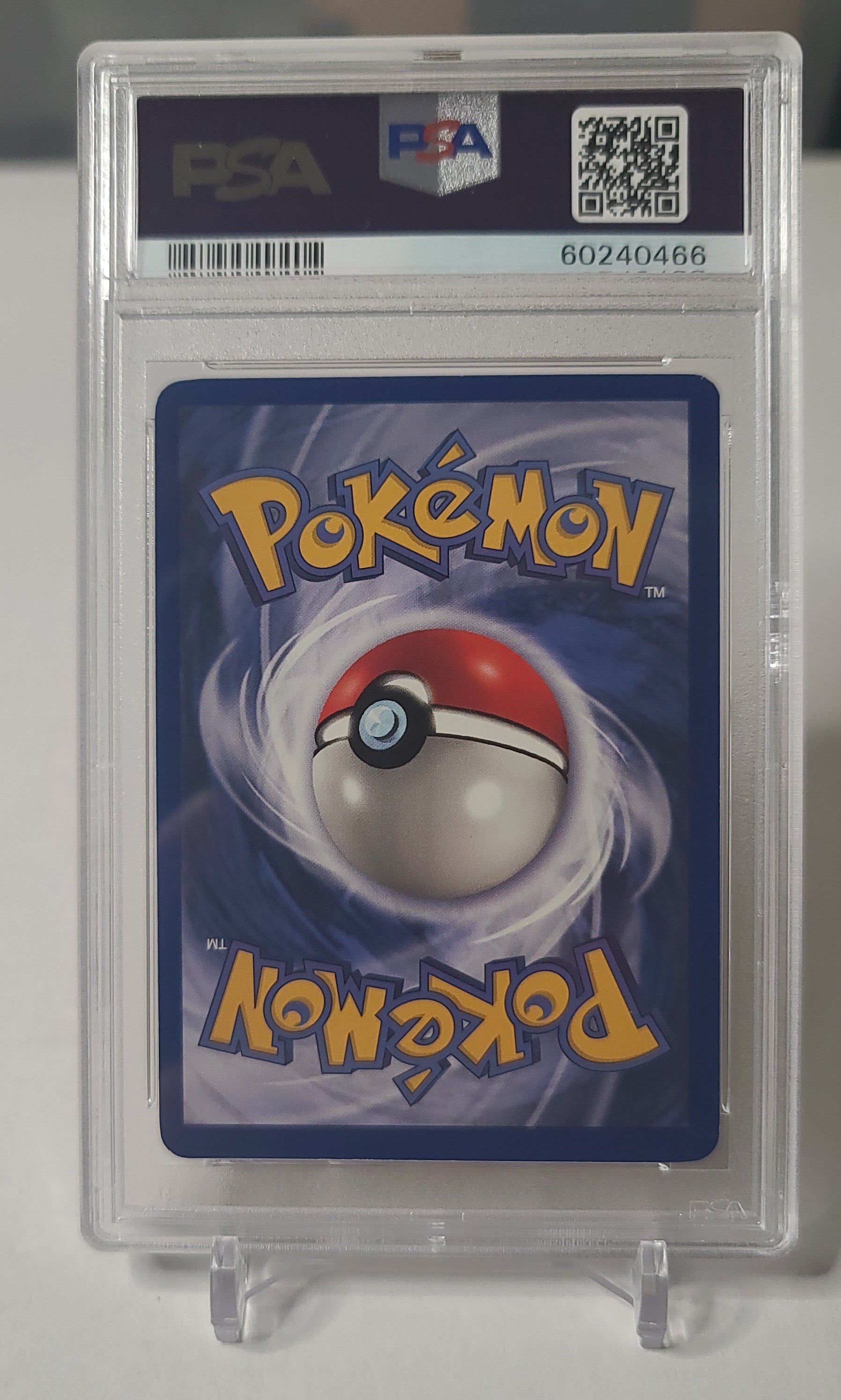 Zapdos – PSA 8 Graded Pokémon Card (Fossil Unlimited • Rare • #30)